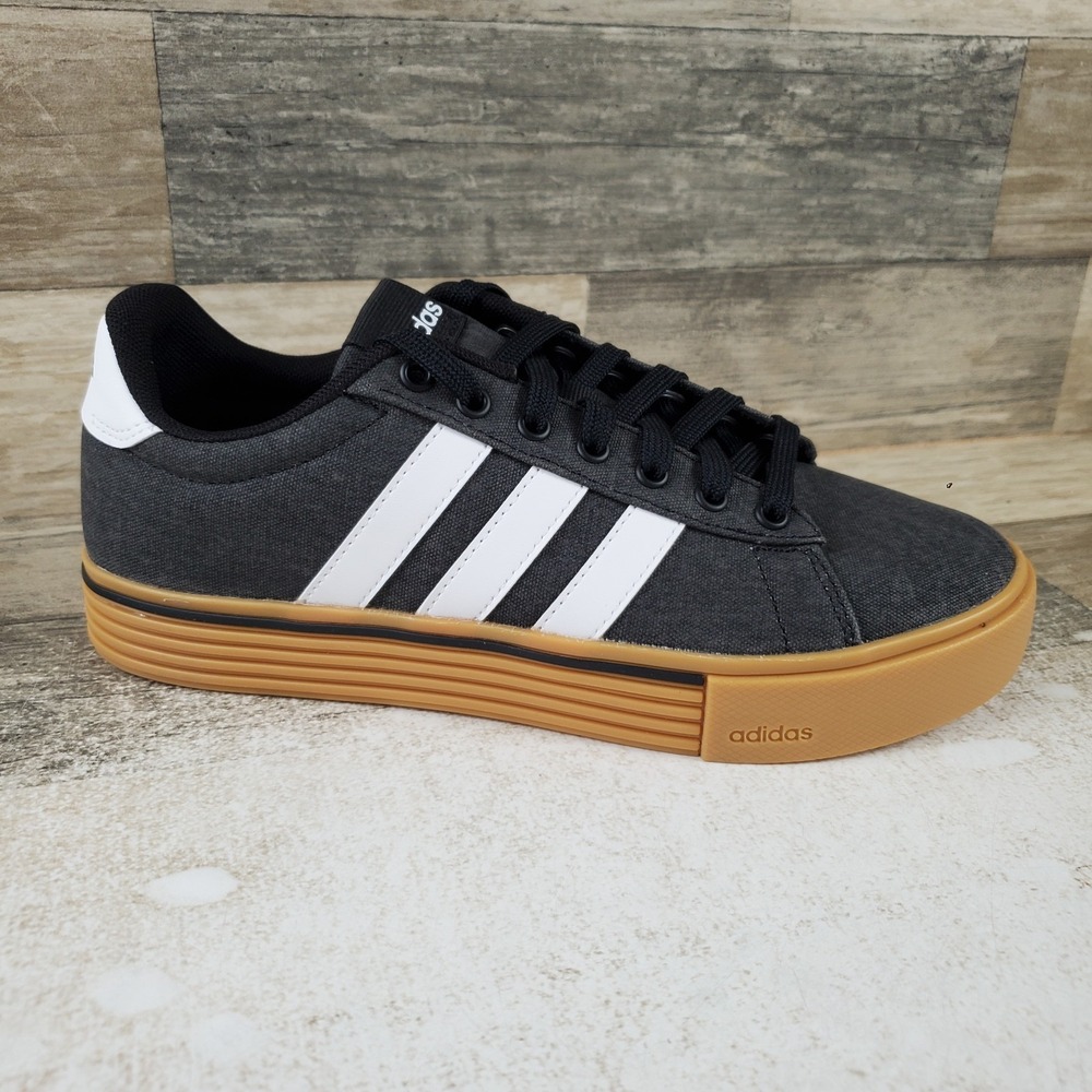 adidas Daily 4.0 Mens Shoes Sz 6.5 M Black White Gum Athletic Lace-Up Sneakers
